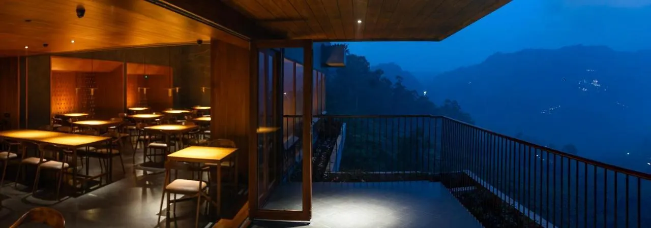 *****  The Valle By Kondody Hotels ムンナル インド